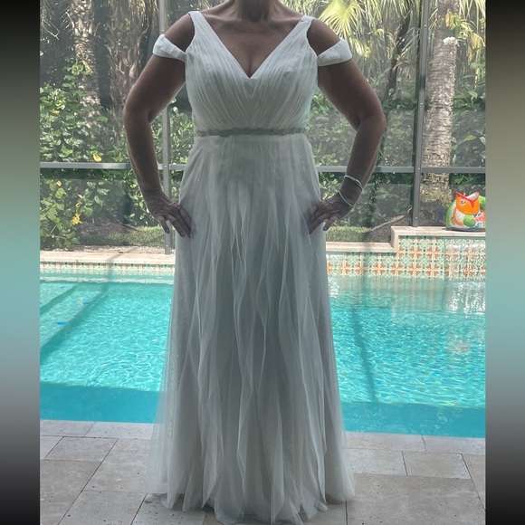 White by Vera Wang Wedding Dress, Size 14, Excellent Condition, Ivory - Picture 1 of 13